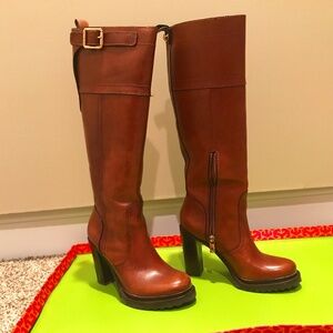 Tory Burch  size6M Leather Zippered Boots